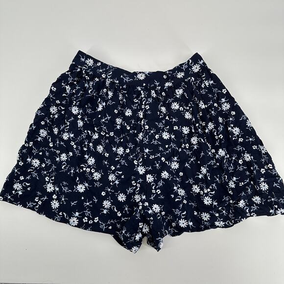 Abound Navy White Flowy Flirty Floral Summer Casual Womens Shorts New With Tag - Picture 2 of 6